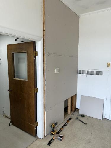 2023-Foyer-Drywall-3-After